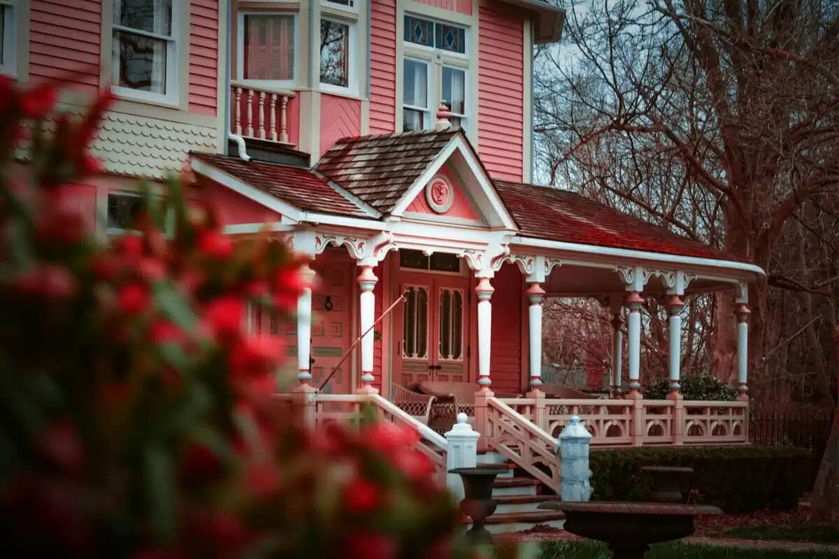 Casă victoriană - caracteristicile stilului victorian și cum se construiește o casă în stil victorian